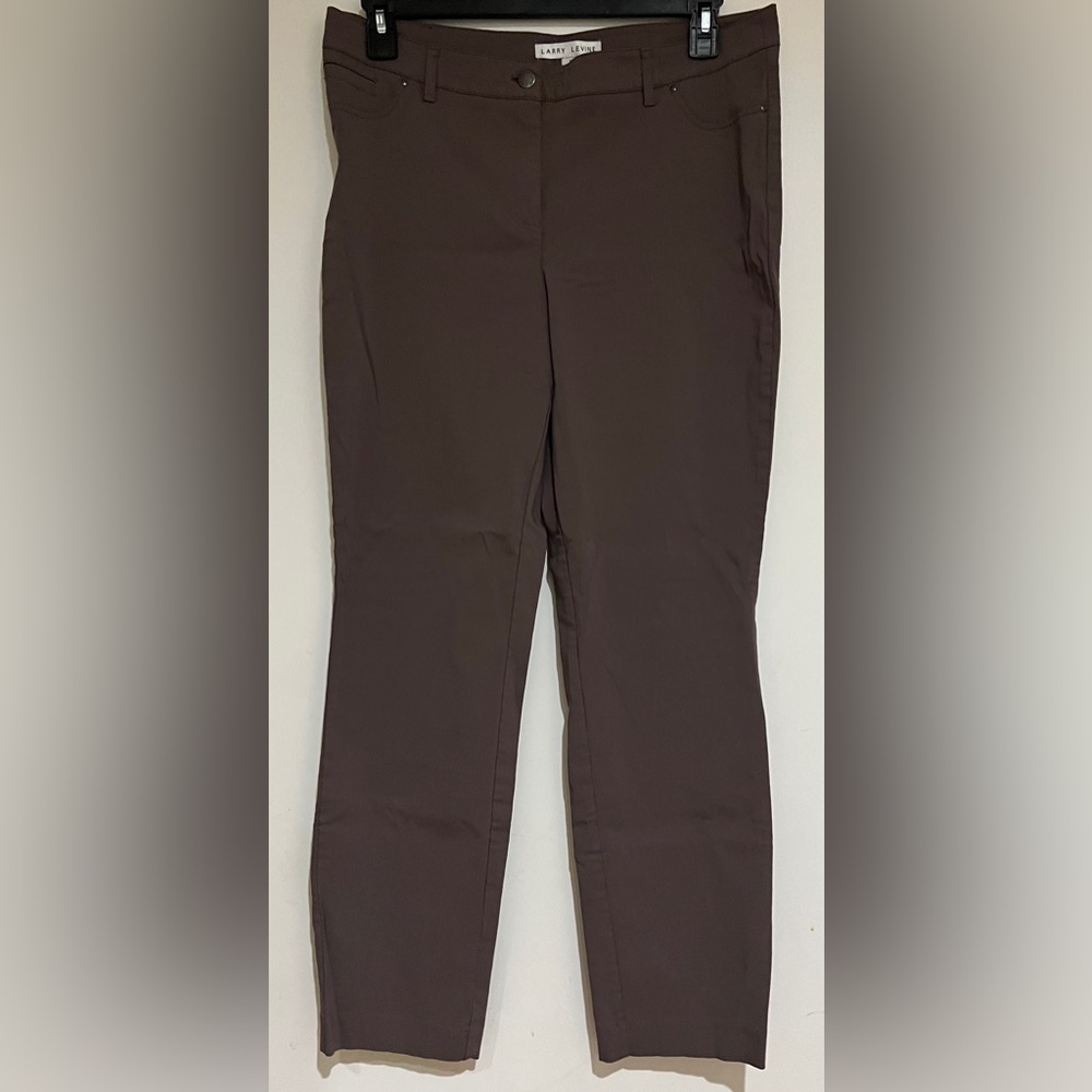 Women’s Larry Levine Brown Straight-Leg Pants